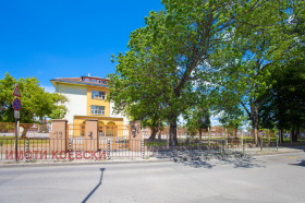 2 yatak odası Tolstoy, Sofia