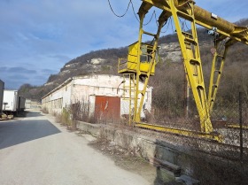 Industrie gebouw Suvorovo, regio Varna 1