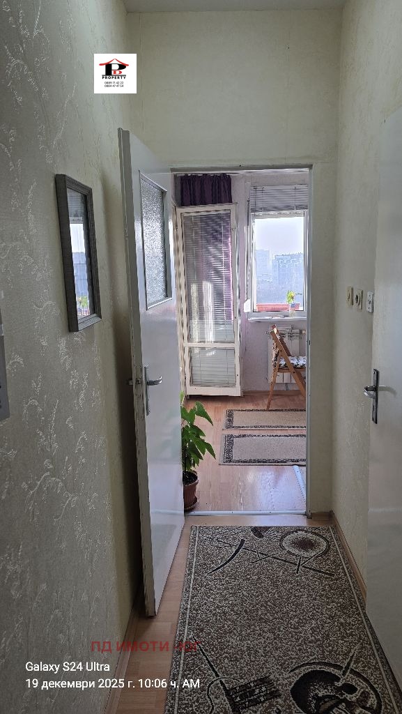 Продава 1-СТАЕН, гр. София, Люлин 6, снимка 2 - Апартаменти - 53150675