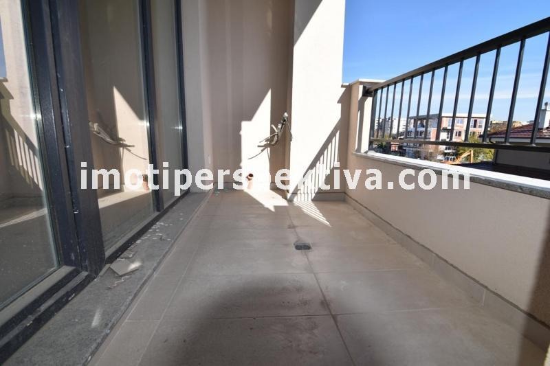 Продава 2-СТАЕН, гр. Пловдив, Кючук Париж, снимка 4 - Апартаменти - 52151092