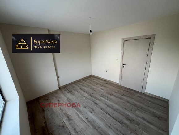 Продава  3-стаен град Хасково , Център , 108 кв.м | 13072510 - изображение [3]