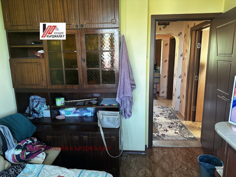 Продава 3-СТАЕН, гр. Кърджали, Байкал, снимка 9 - Апартаменти - 53462192