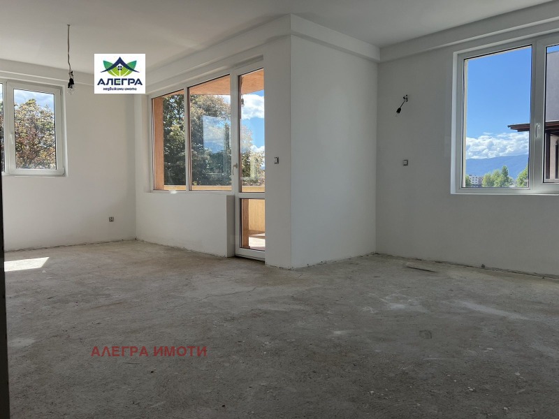 Satılık  İki Katlı Daire Pazardjik , Stavropol , 257 metrekare | 46856868