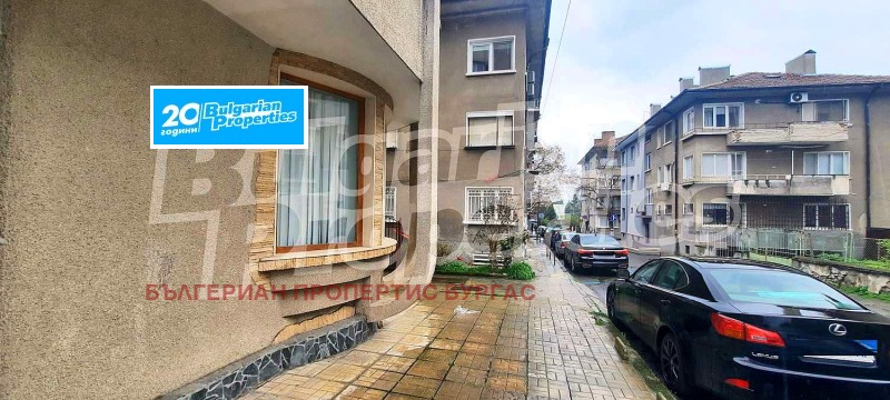 Продава  Заведение град Бургас , Възраждане , 212 кв.м | 57361202 - изображение [2]