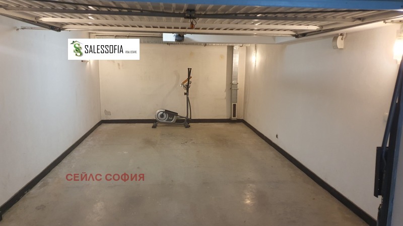 Продава ГАРАЖ, ПАРКОМЯСТО, гр. София, Полигона, снимка 6 - Гаражи и паркоместа - 53465315