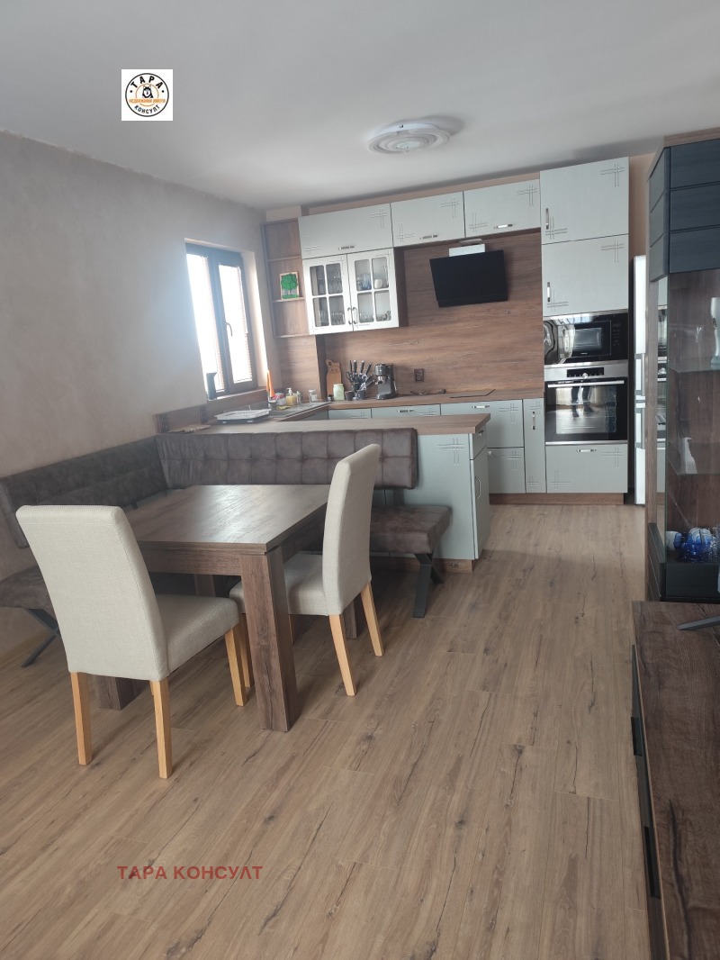 Продава 2-СТАЕН в област Велико Търново, гр. Горна Оряховица - 73 кв.м / 130 000 € » 254 257.90 лв., ТАРА КОНСУЛТ