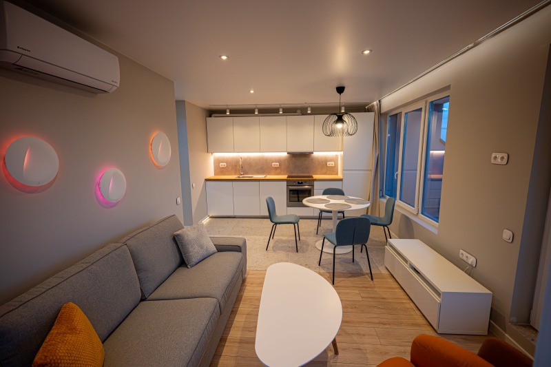 Продава 2-СТАЕН в град Пловдив, Остромила - 71 кв.м / 149 000 € » 291 418.67 лв.