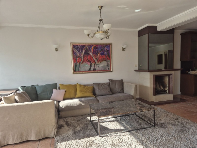 Продава МНОГОСТАЕН в град София, Гоце Делчев - 230 кв.м / 750 000 € » 1 466 872.50 лв., ЛЕ АРТИСТА
