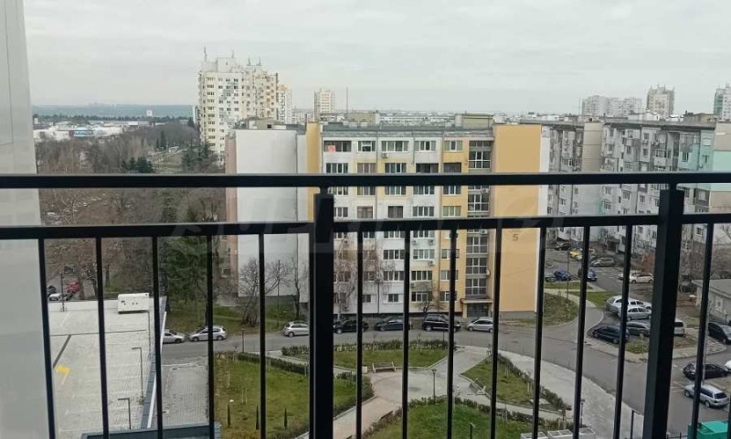 Продава 2-СТАЕН, гр. Бургас, Изгрев, снимка 2 - Апартаменти - 53158319