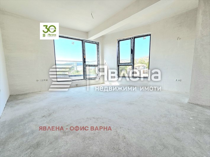 Продава 3-СТАЕН, гр. Варна, Левски 1