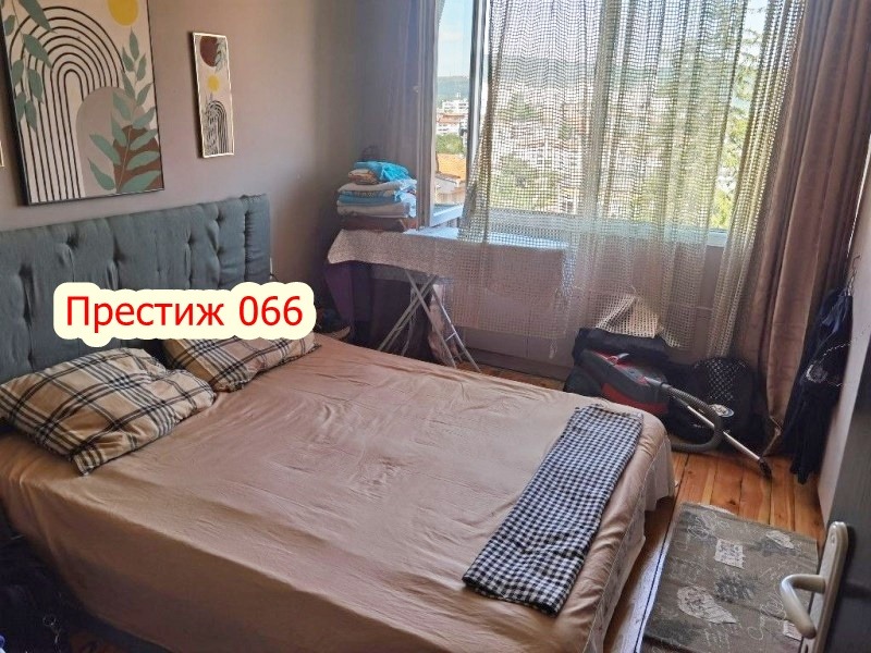 Продава  4-стаен град Шумен , Център , 100 кв.м | 56889193 - изображение [2]