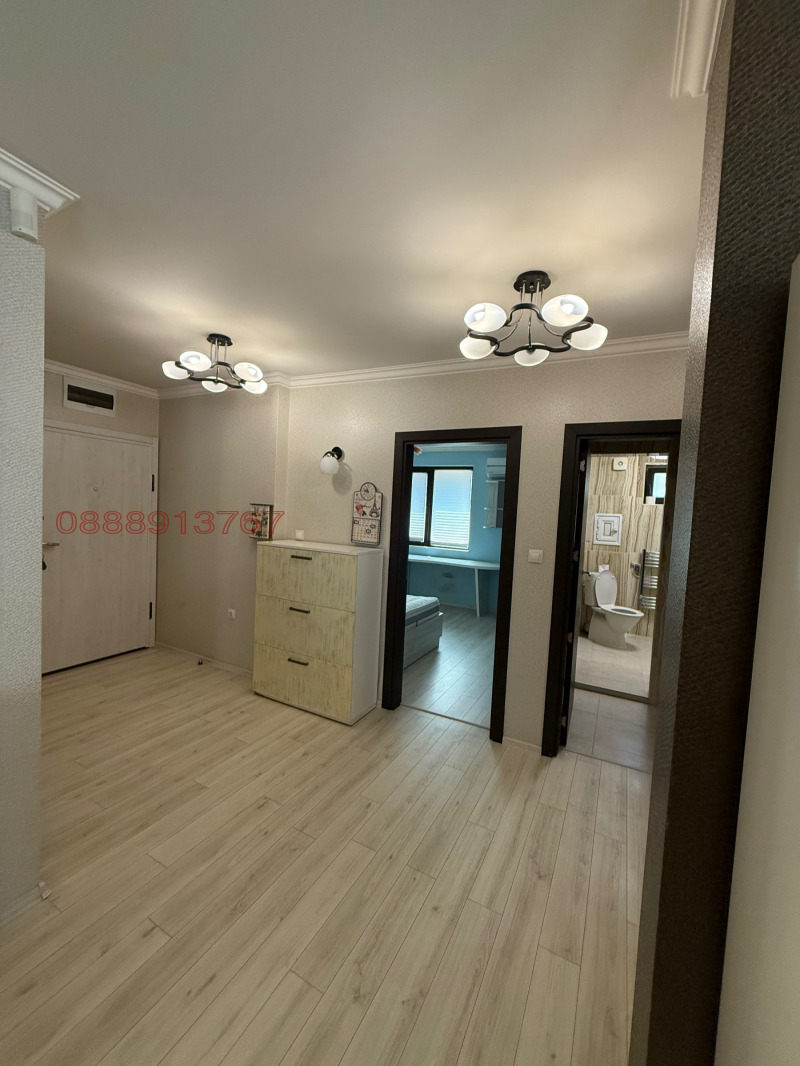 Myytävänä  3 makuuhuonetta Burgas , Tsentar , 142 neliömetriä | 40036628 - kuva [16]