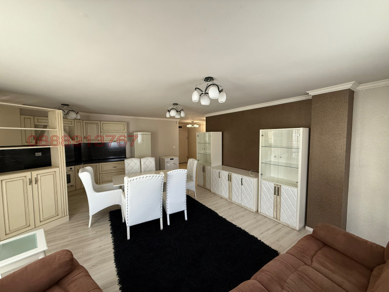 Myytävänä  3 makuuhuonetta Burgas , Tsentar , 142 neliömetriä | 40036628 - kuva [4]