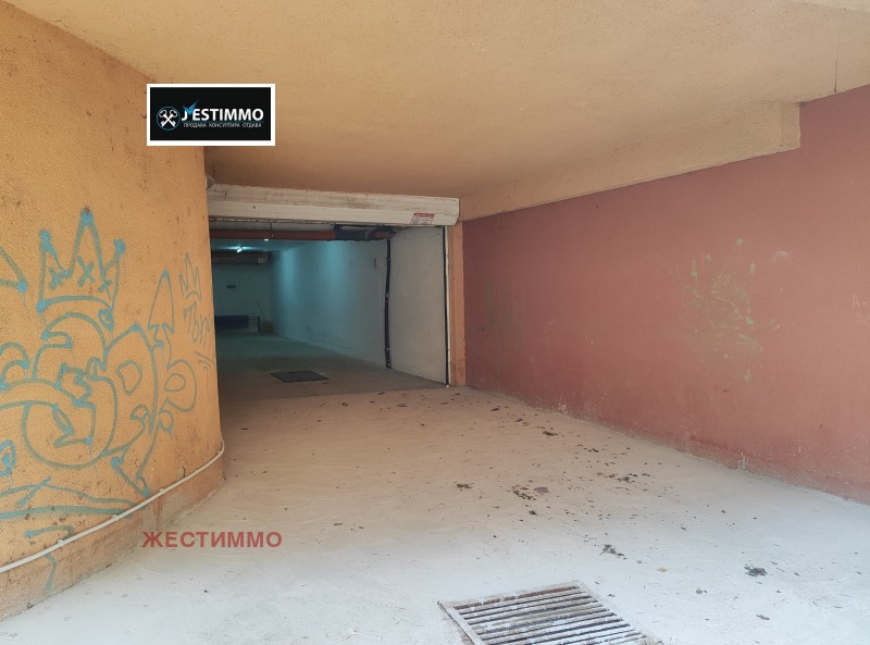 Na prodej  Parkovací místo Varna , Christo Botev , 15 m2 | 68119973 - obraz [3]
