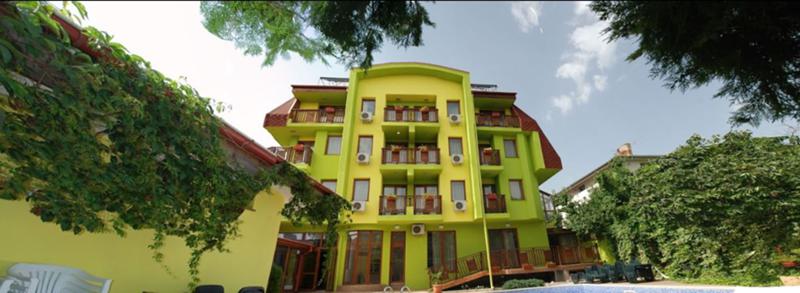 Продава  Хотел област Пловдив , гр. Хисаря , 1000 кв.м | 53537646 - изображение [2]
