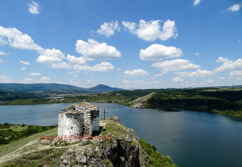На продаж  Сюжет область Перник , яз. Пчелина , 3200 кв.м | 52308219 - зображення [3]