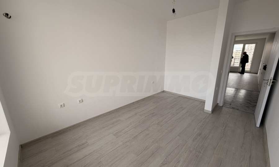 Продава 2-СТАЕН, гр. Бургас, Изгрев, снимка 3 - Апартаменти - 53158319