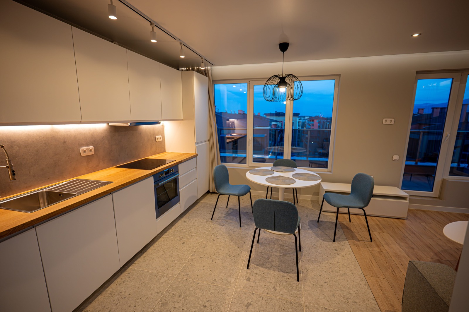 Продава 2-СТАЕН, гр. Пловдив, Южен, снимка 3 - Апартаменти - 54027774