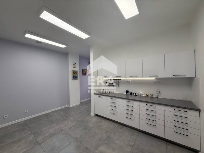 Продава ОФИС, гр. Варна, Бриз