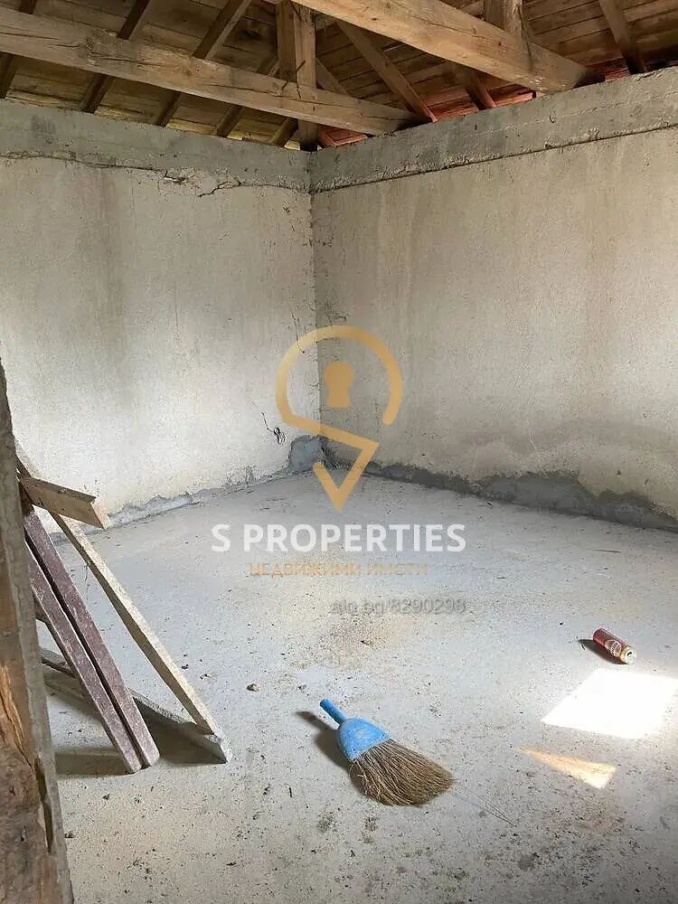 Продава КЪЩА, с. Изгрев, област Варна, снимка 4 - Къщи - 52322175