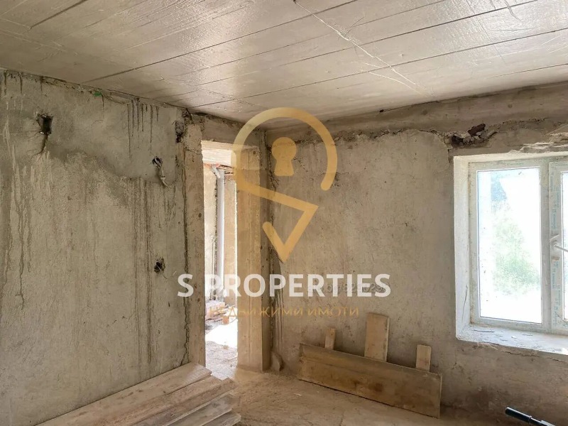 Продава КЪЩА, с. Изгрев, област Варна, снимка 6 - Къщи - 52322175