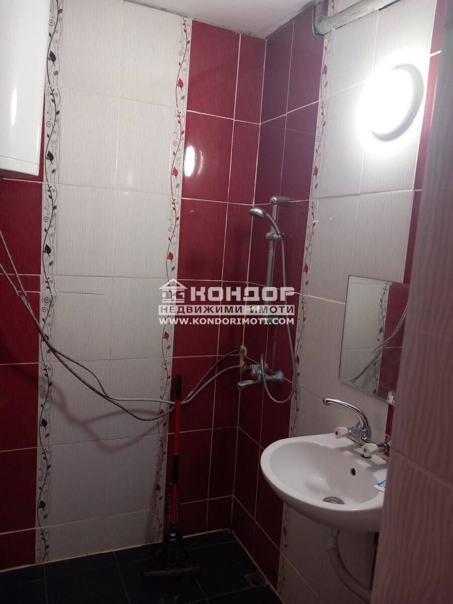 Продава 2-СТАЕН, гр. Пловдив, Кючук Париж, снимка 9 - Апартаменти - 54605467