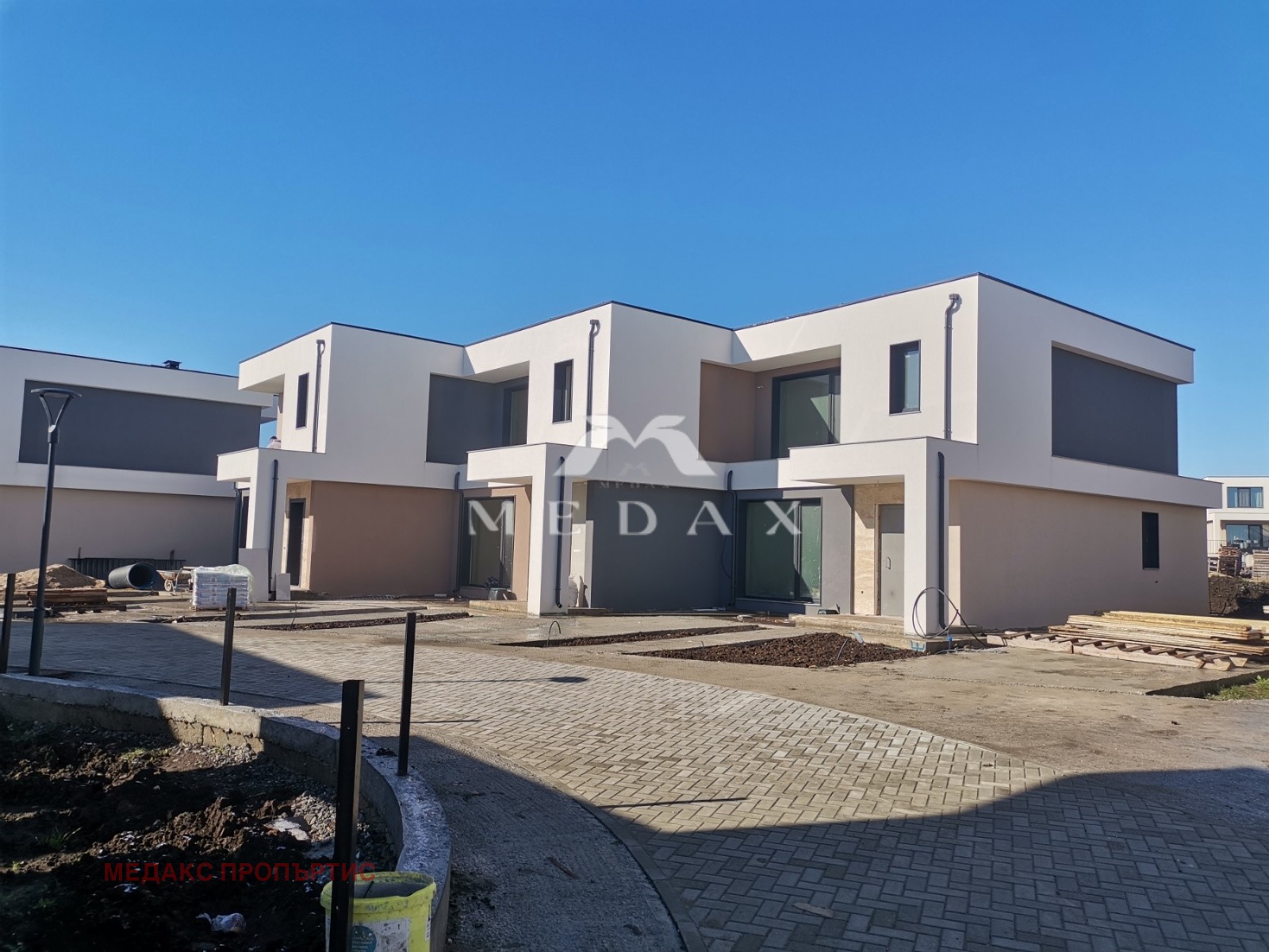 Продава КЪЩА, гр. Поморие, област Бургас, снимка 2 - Къщи - 53777852