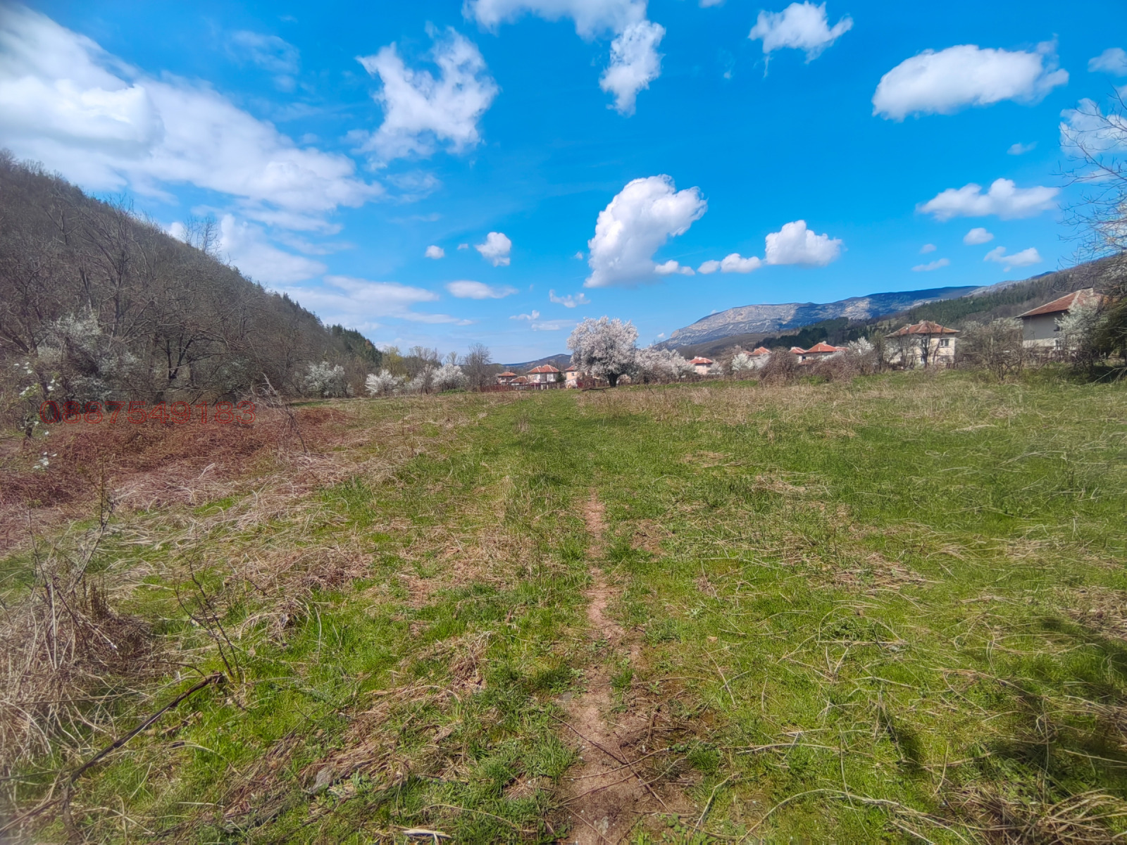 Продава ПАРЦЕЛ, с. Лютаджик, област Враца