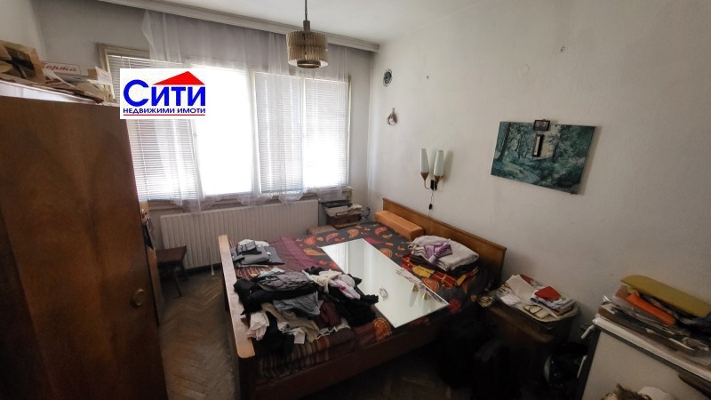 Продава МНОГОСТАЕН в град Пазарджик, Център - 150 кв.м / 120 000 € » 234 699.60 лв., СИТИ ИМОТИ