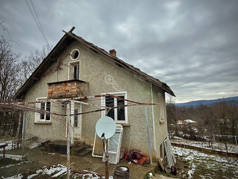 Продава КЪЩА в област Габрово, с. Гарван - 40 кв.м / 38 000 € » 74 321.54 лв., ИМОТИ ТЪРНОВГРАД
