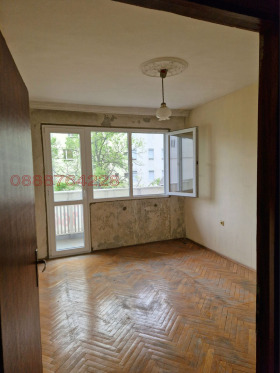 Продажба на двустайни апартаменти в град Шумен - изображение 10 