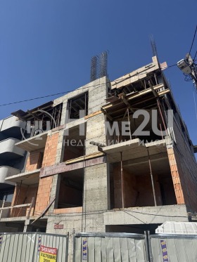 2 makuuhuonetta Kolhozen pazar, Varna