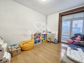 3 bedroom Tsentar, Sofia 1