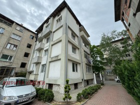 Продажба на многостайни апартаменти в град Благоевград — страница 2 - изображение 18 