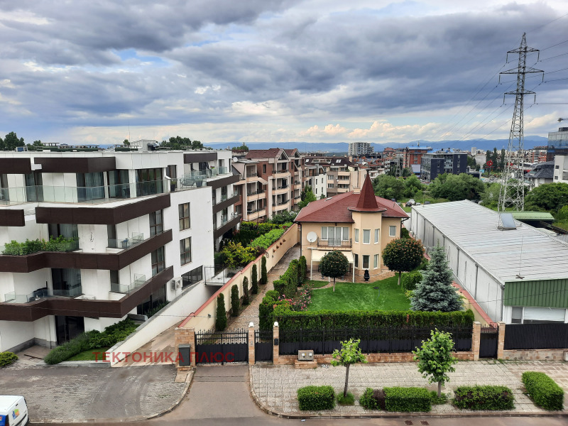 Продава  2-стаен град София , Витоша , 93 кв.м | 27000677 - изображение [10]