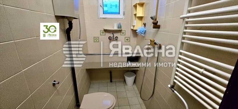 Продава МНОГОСТАЕН, гр. Варна, Лятно кино Тракия, снимка 10 - Апартаменти - 54129546