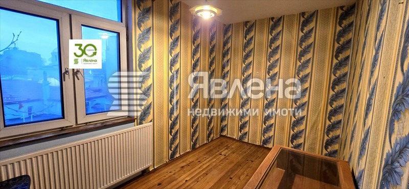 Продава МНОГОСТАЕН, гр. Варна, Лятно кино Тракия, снимка 4 - Апартаменти - 54129546