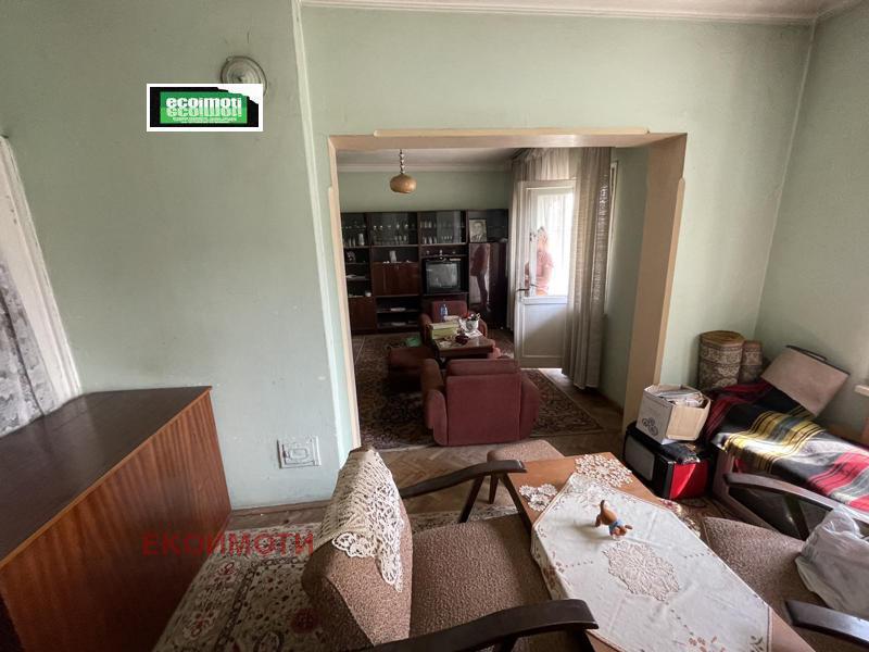 Продава ЕТАЖ ОТ КЪЩА, гр. София, Гео Милев, снимка 7 - Етаж от къща - 55041504