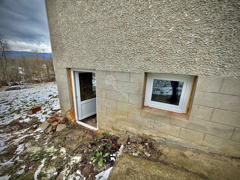 Продава КЪЩА, с. Гарван, област Габрово, снимка 9 - Къщи - 53096864