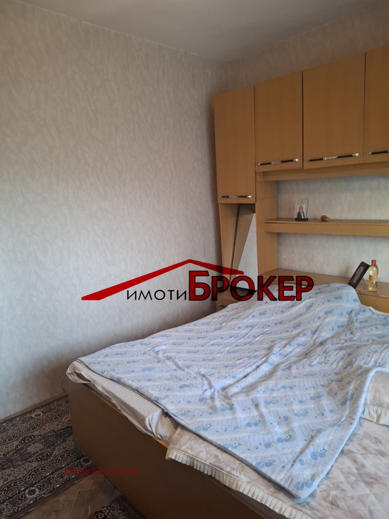 Продава  3-стаен град Сливен , Стоян Заимов , 87 кв.м | 79549530 - изображение [15]