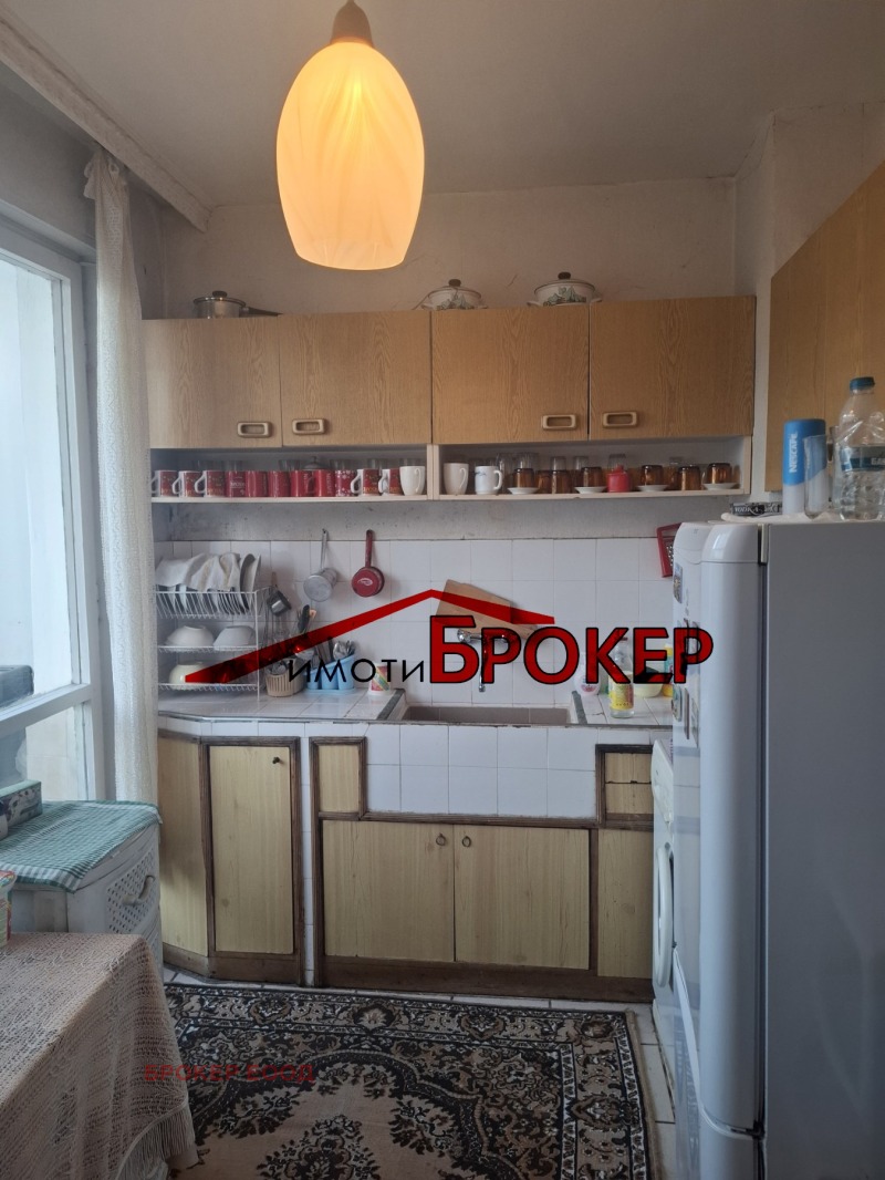 Продава  3-стаен град Сливен , Стоян Заимов , 87 кв.м | 79549530 - изображение [8]