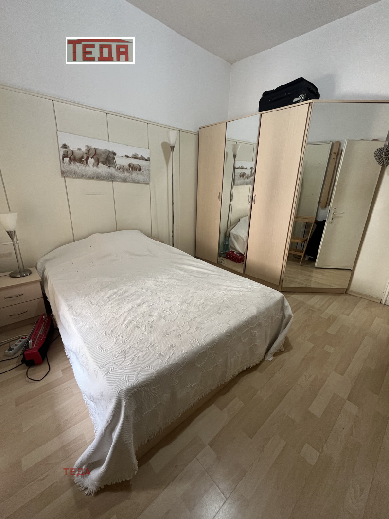 Продава  3-стаен град Враца , Център , 92 кв.м | 99493989 - изображение [7]
