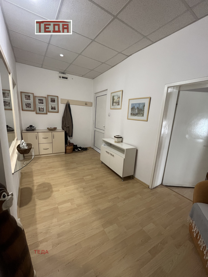 Продава  3-стаен град Враца , Център , 92 кв.м | 99493989 - изображение [9]