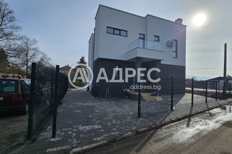 Продава КЪЩА, с. Мусачево, област София област, снимка 2 - Къщи - 53439474