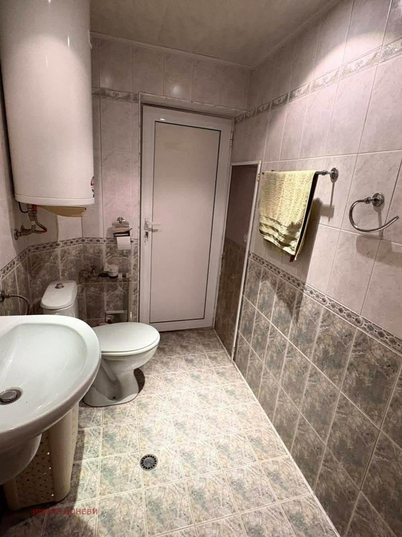 Продава 3-СТАЕН, гр. Раднево, област Стара Загора, снимка 8 - Апартаменти - 56068583