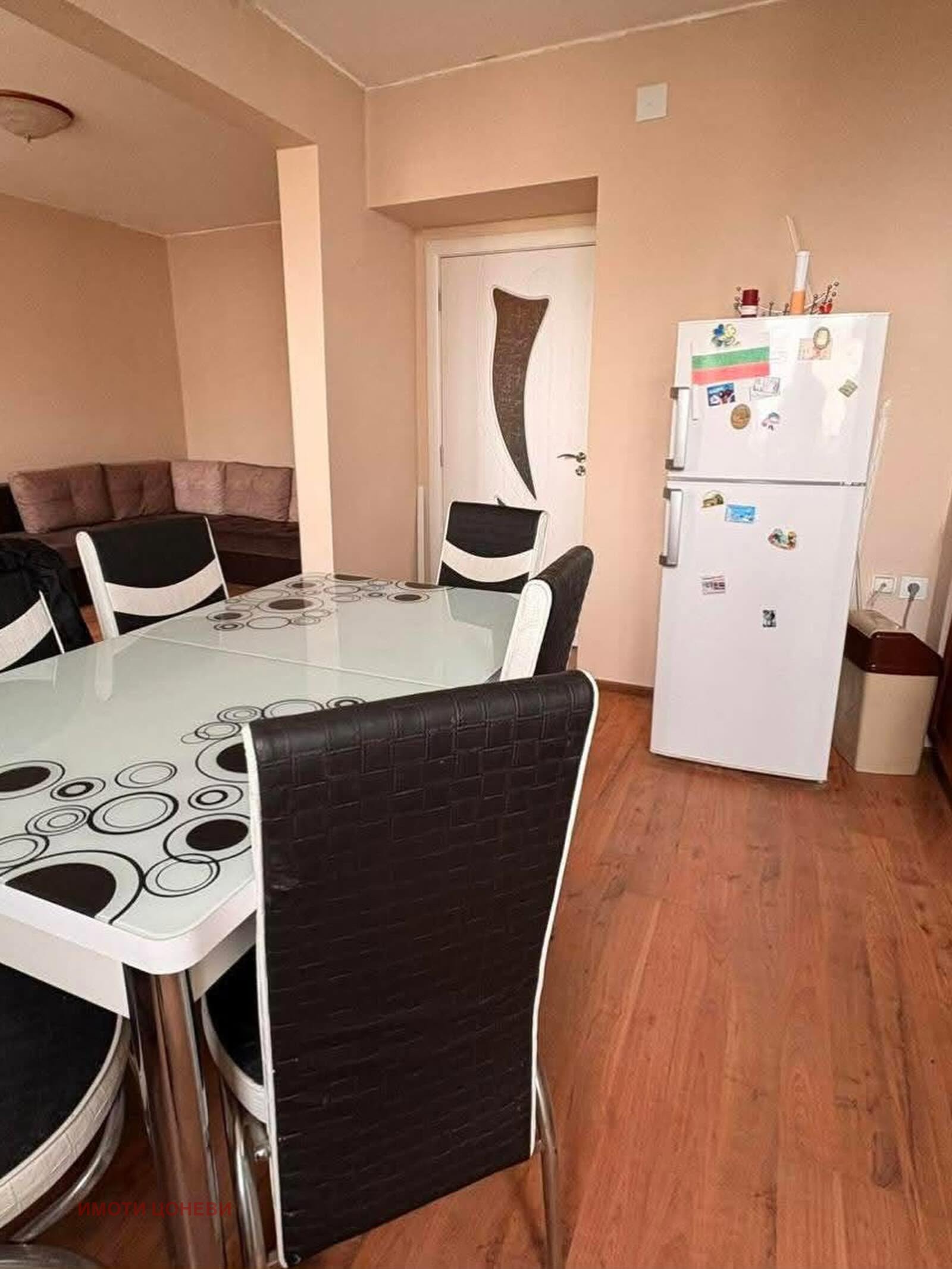Продава 3-СТАЕН, гр. Раднево, област Стара Загора, снимка 2 - Апартаменти - 56068583