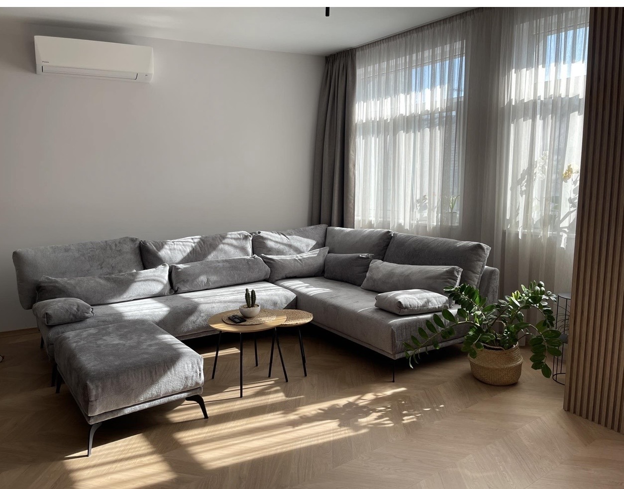 Продава 3-СТАЕН, гр. Русе, Център, снимка 2 - Апартаменти - 56324642