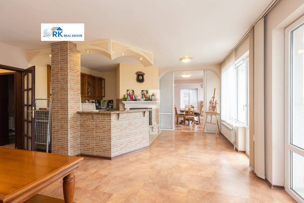 Продава МЕЗОНЕТ, гр. Варна, Бриз, снимка 2 - Апартаменти - 46743131