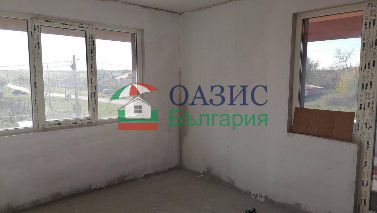 Продава КЪЩА, с. Полски извор, област Бургас, снимка 10 - Къщи - 55041004
