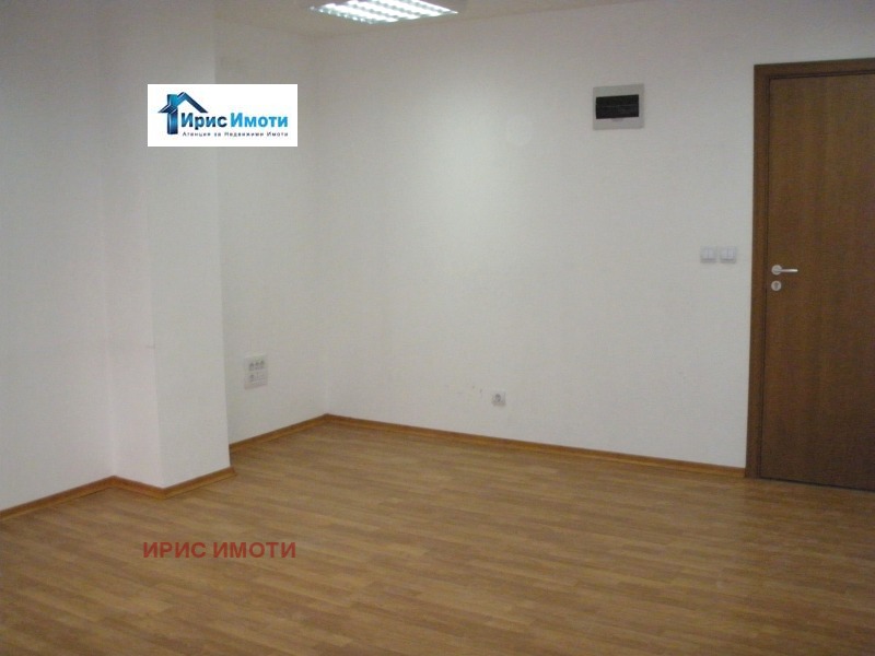 Продава ОФИС в град София, Център - 148 кв.м / 214 700 € » 419 916.70 лв., ИРИС ИМОТИ
